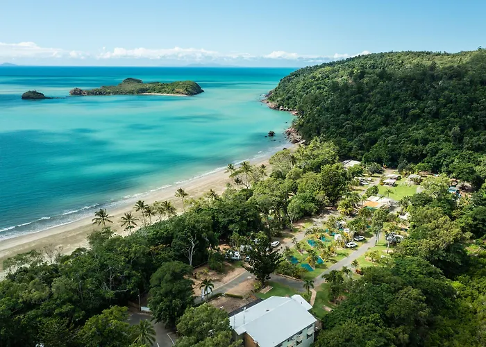 Cape Hillsborough Nature Tourist Park