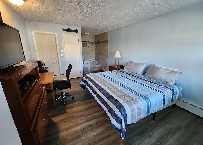 Riviera Motel