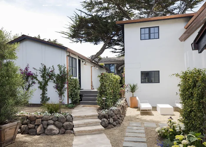 Villa Mara Carmel