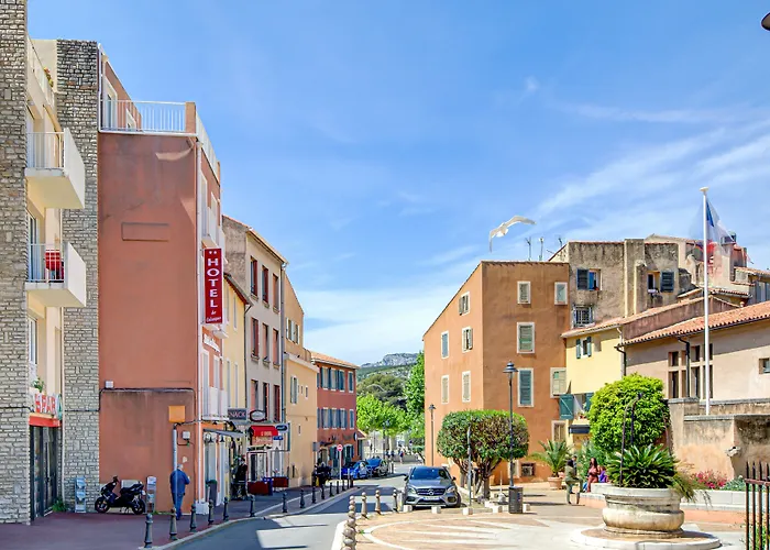 Hotel Des Calanques
