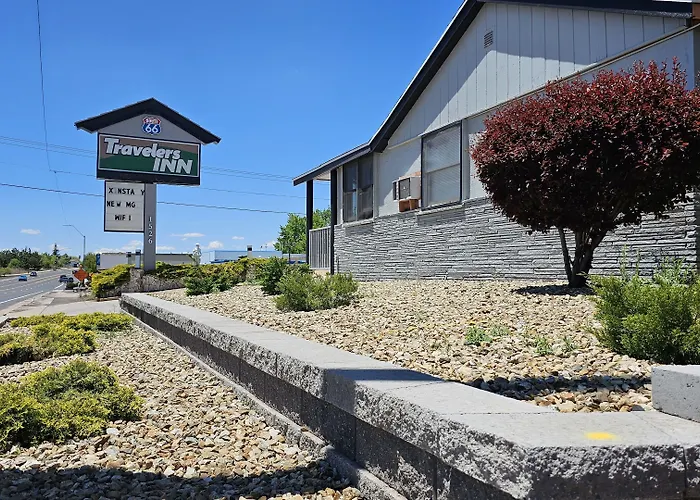 Travelers Inn