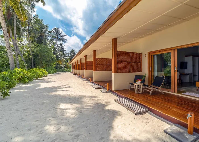 Fiyavalhu Resort Maldives Mandhoo
