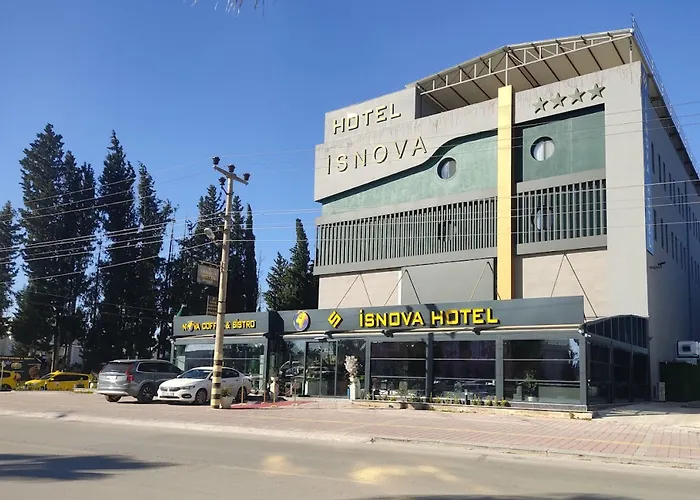 Isnova Hotel Airport