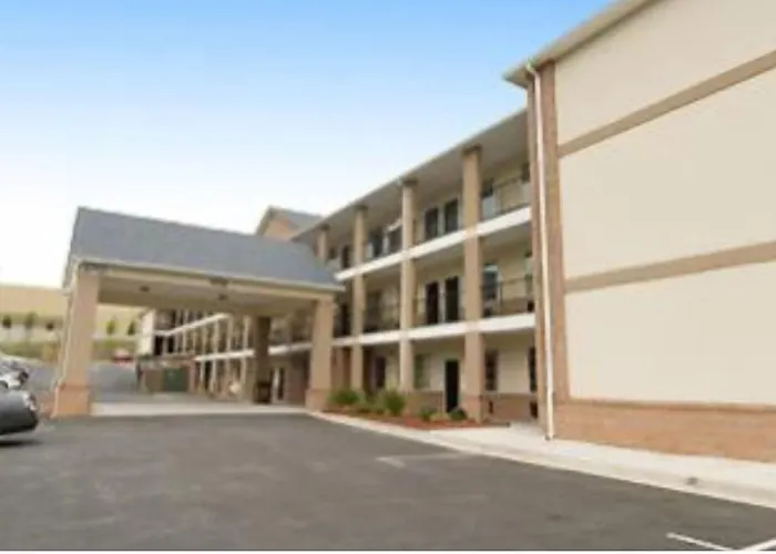 Garden Inn Hotel