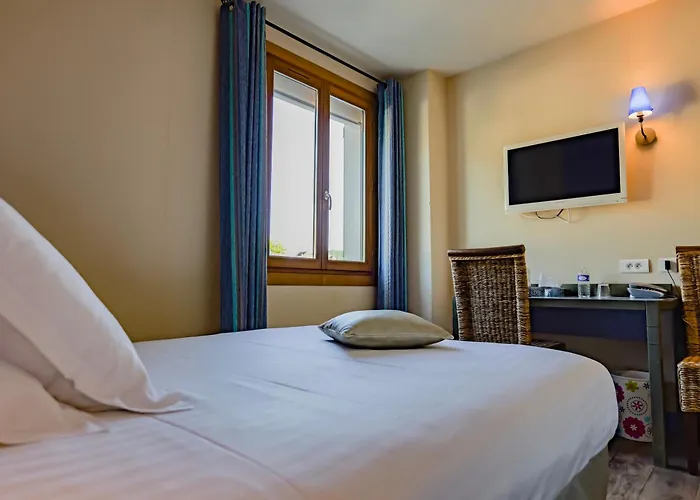 Le Relais de Vellinus - Contact Hôtels Beaulieu-sur-Dordogne