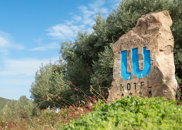 Lu' Hotel Porto Pino SantʼAnna Arresi