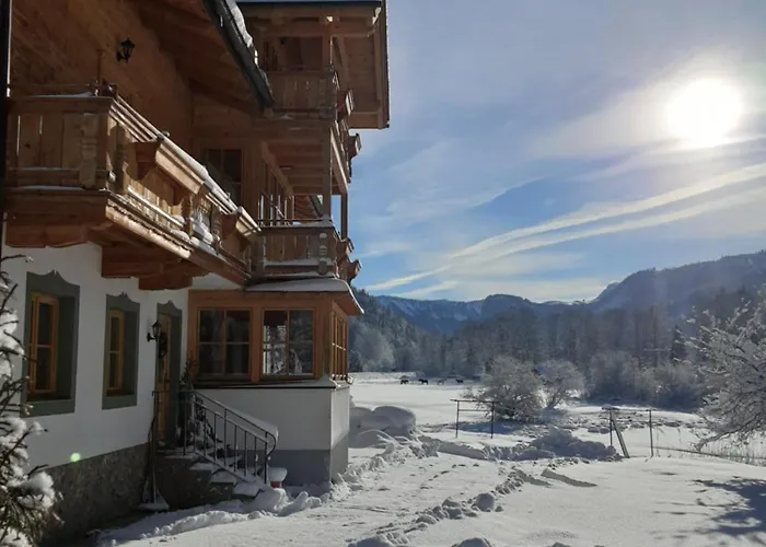 Hotel Haus Hirschpoint Faistenau