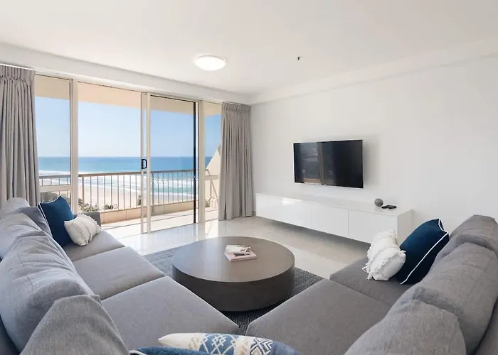 Allunga Stunning Beach Side Apartment