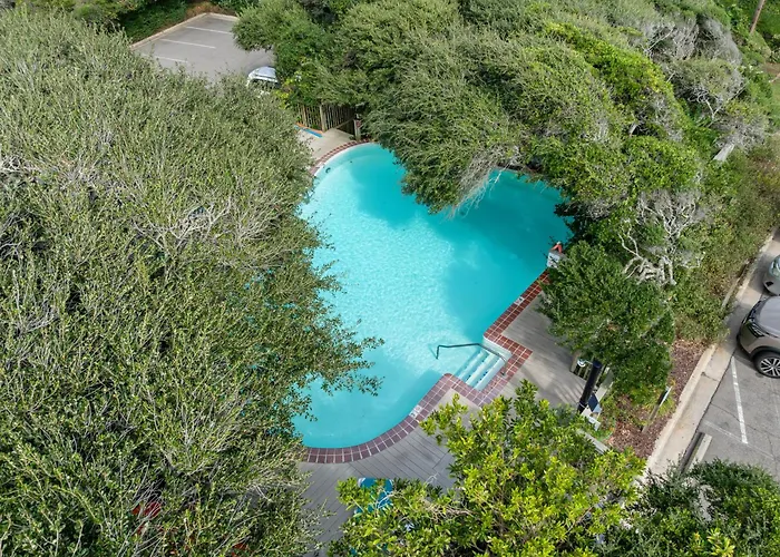 Atlantis Lodge