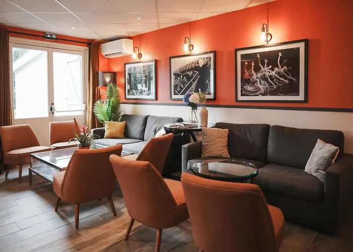 Brit Hotel Confort Orly Morangis
