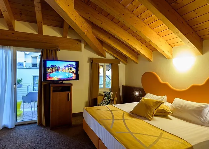 Color Hotel Style, Design & Gourmet Bardolino