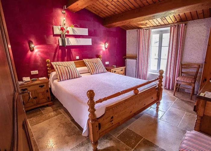 L' Escapade Hotel & Restaurant