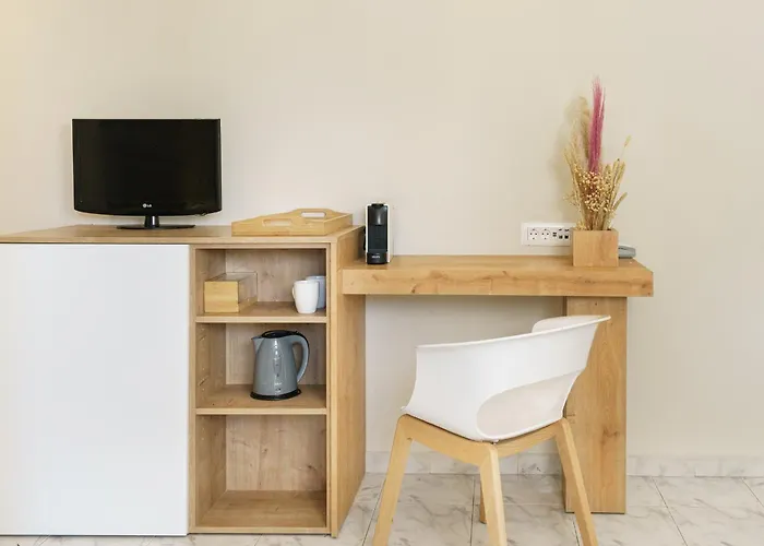 Hotel Axos Platanes 