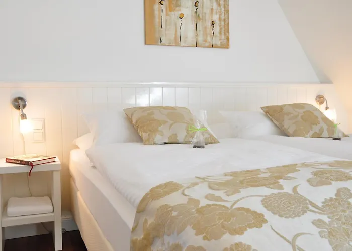 Rackmers Hof - Suiten Hotel garni mit Sauna Oevenum