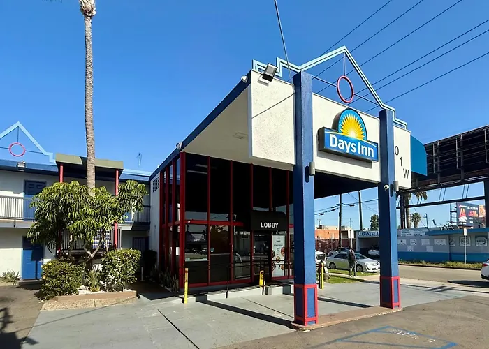 Days Inn By Wyndham Los Angeles Lax Airport Stadium Area