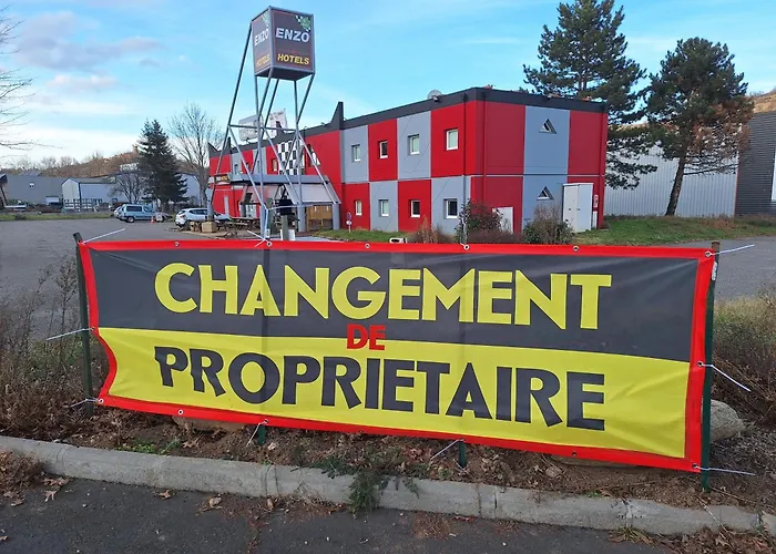 Enzo Hotels Green Proximite Zenith D' Auvergne Ex F1 Formule 1 Clermont Ferrand Issoire Coudes