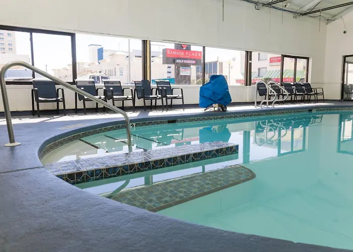 Ramada Plaza By Wyndham Virginia Beach Oceanfront