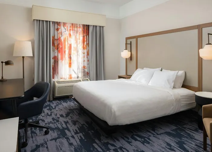 Fairfield Inn And Suites By Marriott Fort Wayne