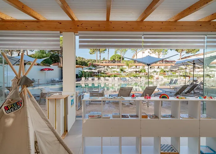 Hotel Club Esse Cala Bitta Baja Sardinia
