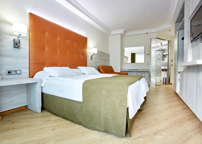 Europe Playa Marina - Adults Only Hotel Illetas