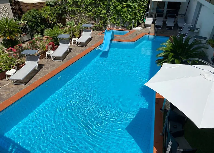 Golf Hotel