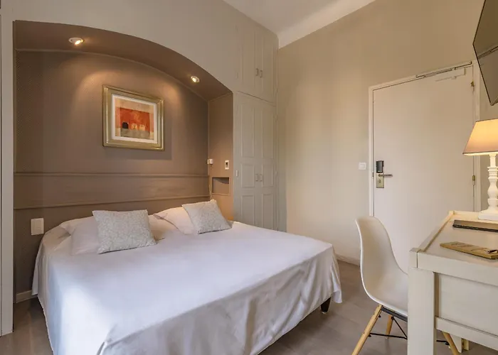 Les Jardins Du Cedre, Boutique Hotel & Gastronomie Port Vendres