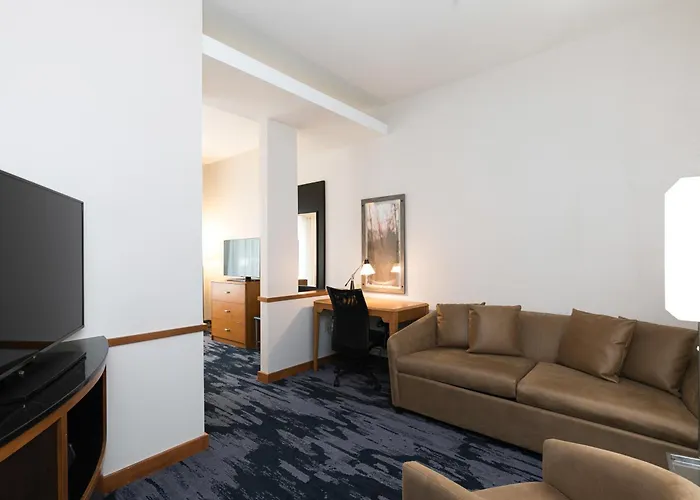Fairfield Inn & Suites By Marriott Milwaukee Airport
