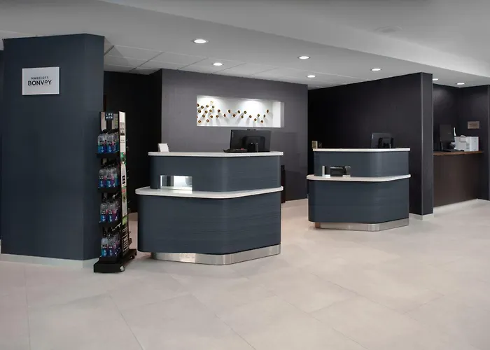 Courtyard By Marriott Richmond Northwest