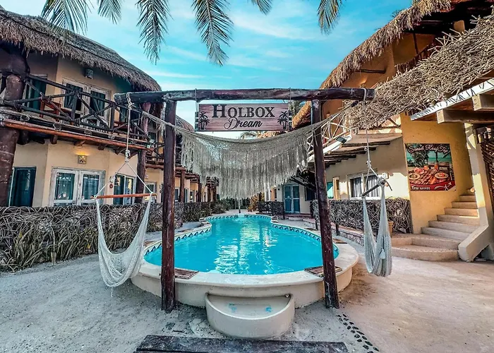 Holbox Dream Beachfront Hotel