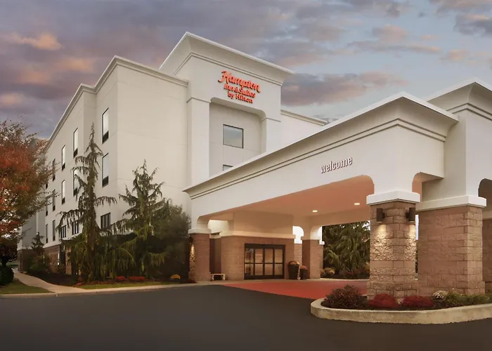 Hampton Inn & Suites Cleveland-