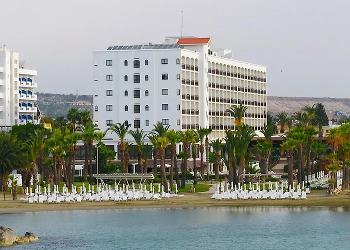 Sandy Beach Hotel & Spa Larnaca