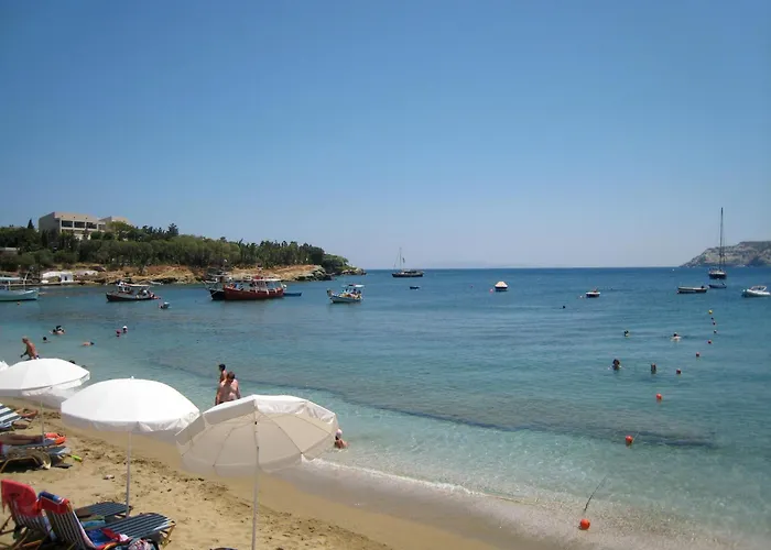 Nymphes Luxury Apartments Agia Pelagia 