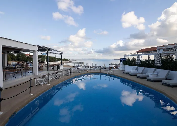 Oasis Beach Hotel