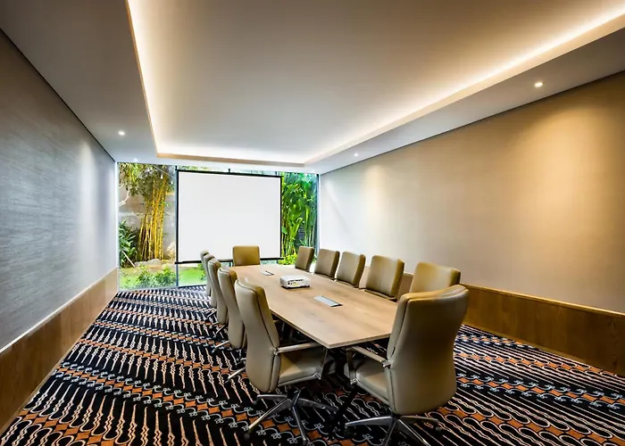 HARRIS Hotel&Residences Sunset Road Kuta Lombok