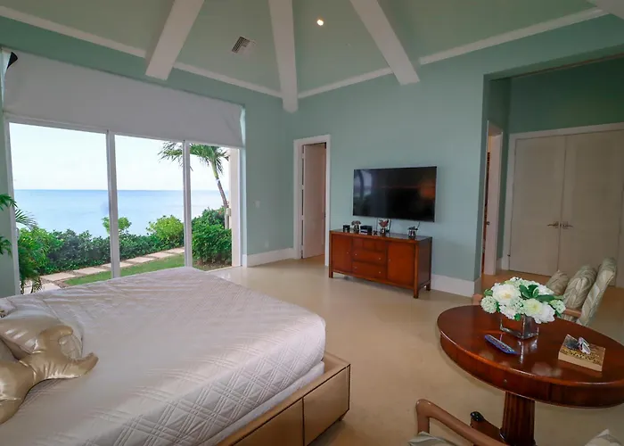 Siboney Beach Club St. John's