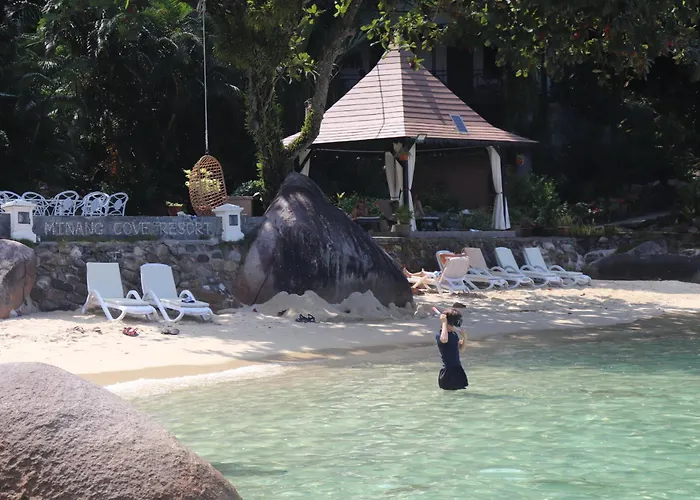 Minang Cove Resort Kampong Mukut