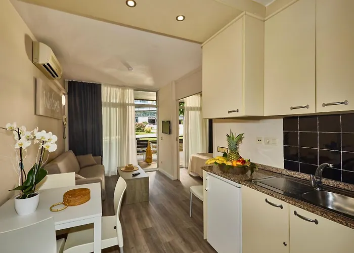 Aparthotel Comtat Sant Jordi Platja d'Aro 