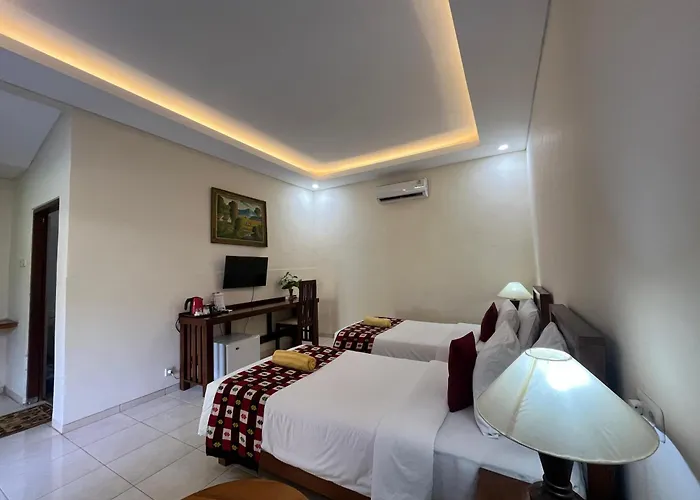 Lovina Beach Hotel