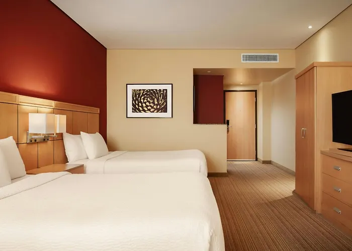 Courtyard By Marriott Leon At The Poliforum