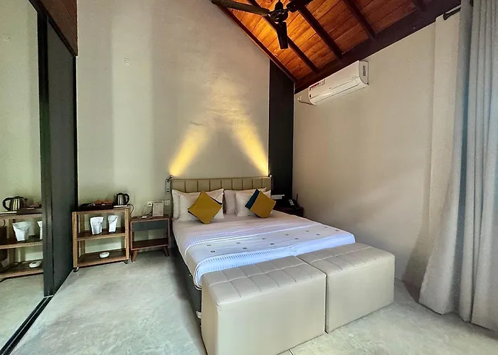 Palm Paradise Cabanas & Villas Beach Resort