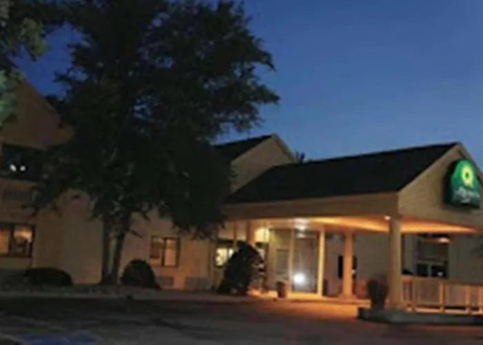 La Quinta Inn By Wyndham Omaha Southwest