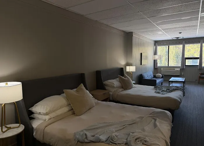 Nomi Resort