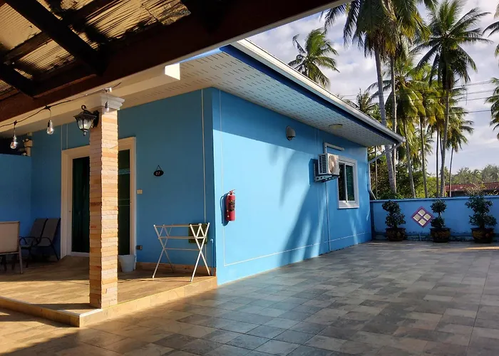 Blue Beach Bungalow