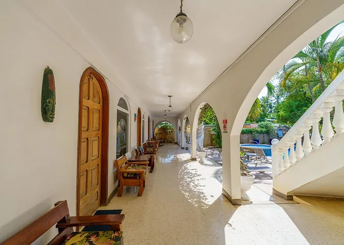 Hotel Mar Rey Tamarindo