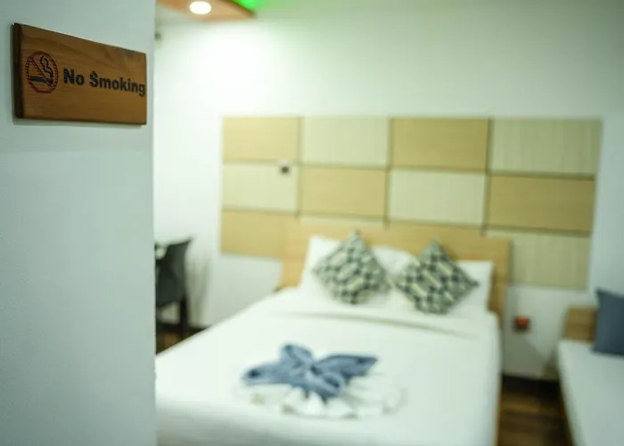 Ripple Beach Inn Hulhumalé