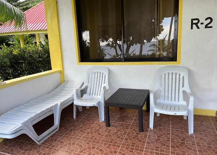 Pintuyan Dive Resort