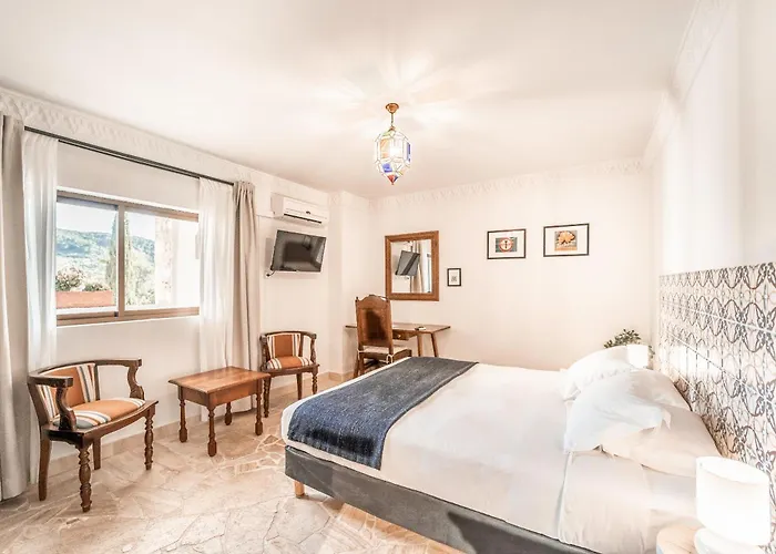 Hotel Castillo De Monda