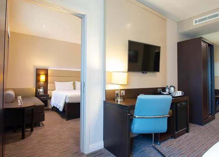 Premier Inn Dubai Ibn Battuta Mall