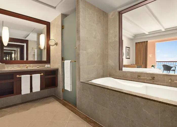 Al Husn Hotel Maskat