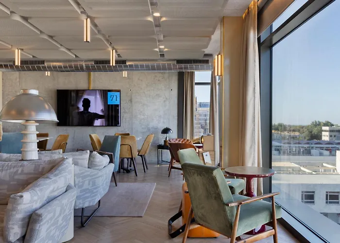 Publica Isrotel, Autograph Collection Herzelia